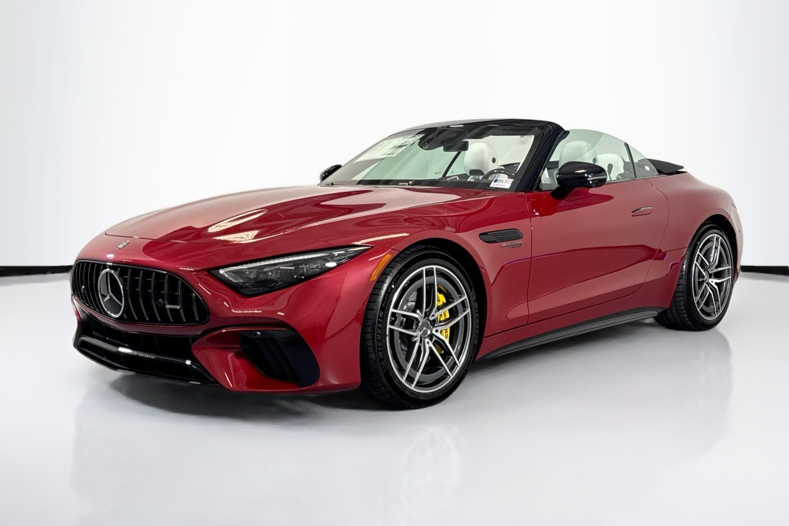 New 2026 MANUFAKTUR Patagonia Red Metallic Mercedes-Benz AMG® SL 55 image 1