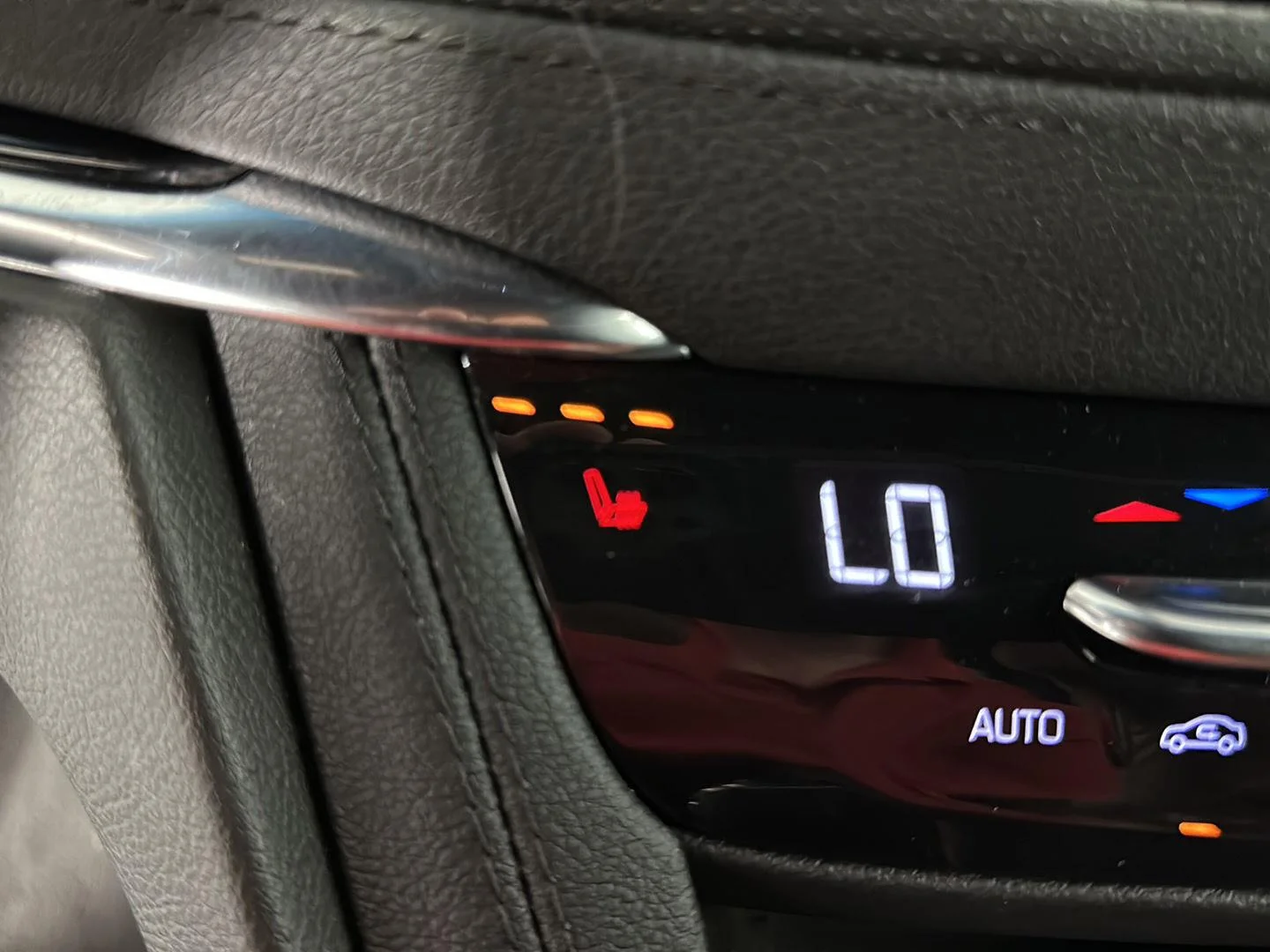 Used 2023 Argent Silver Metallic Cadillac AWD Premium Luxury image 35