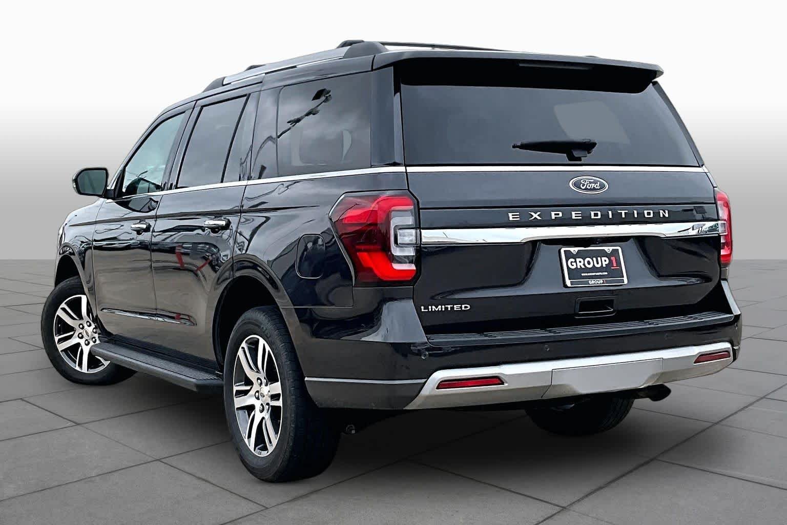 Used 2024 Dark Matter Gray Ford Limited image 12