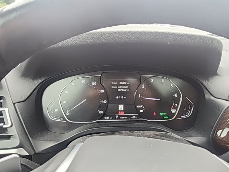 Used 2022 White BMW xDrive30i image 13