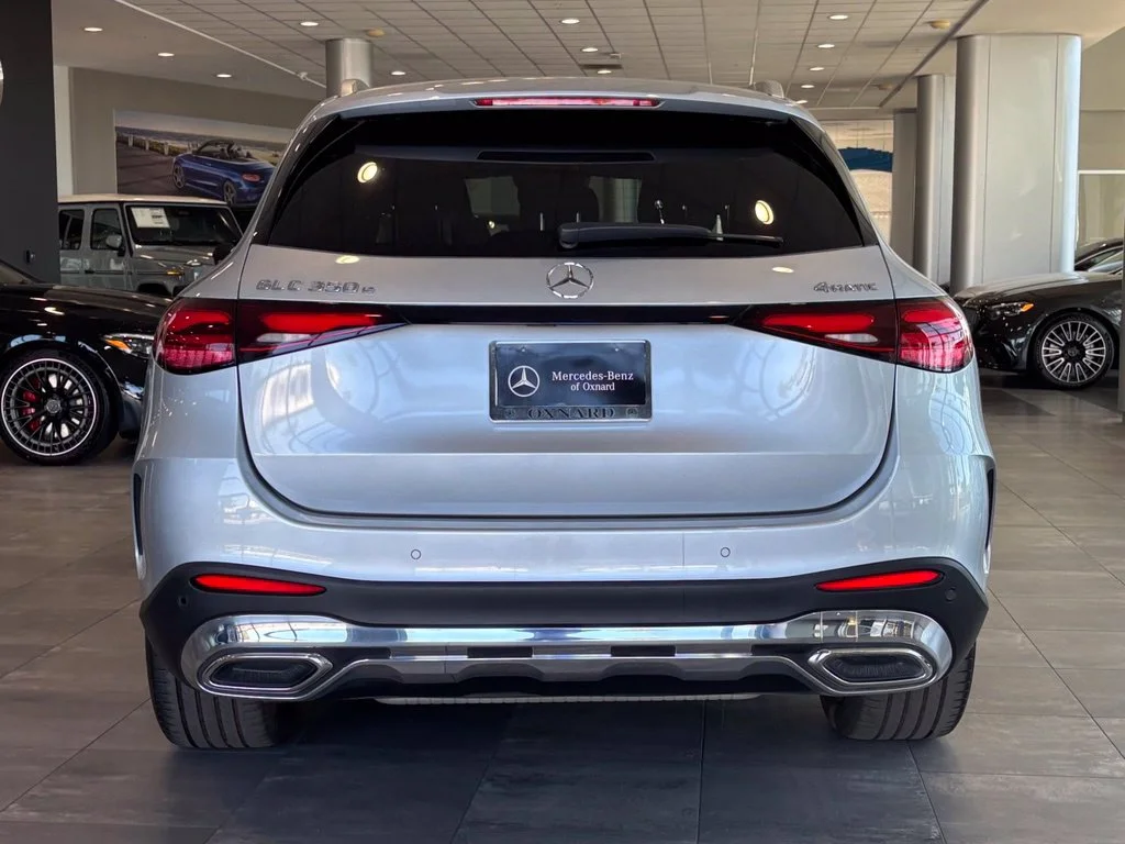 Used 2025 Silver Mercedes-Benz GLC 350e image 6