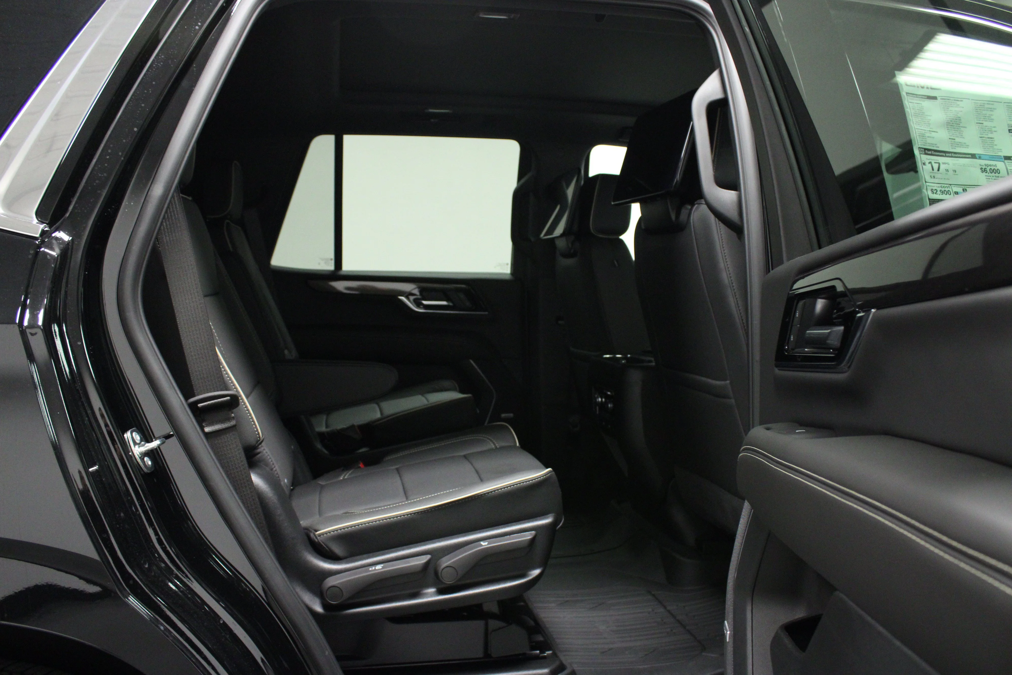 New 2026 Onyx Black GMC Elevation image 17