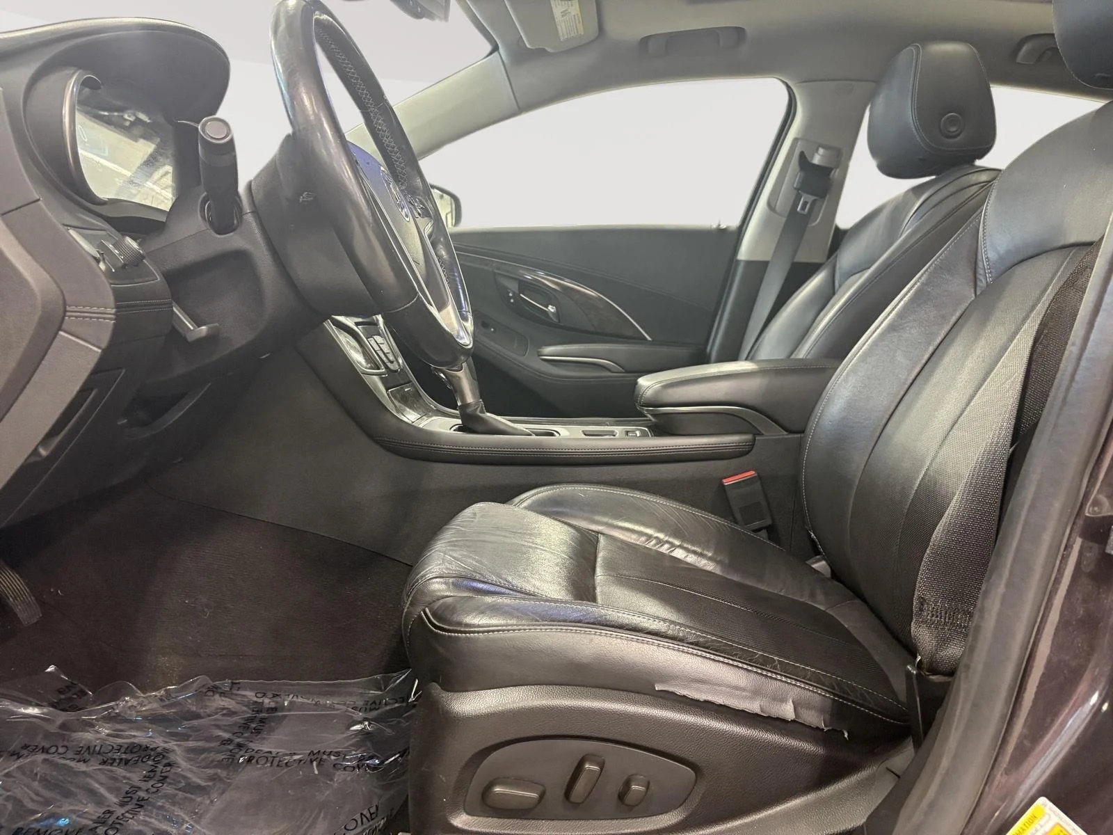 Used 2015 Midnight Amethyst Buick Premium I image 13