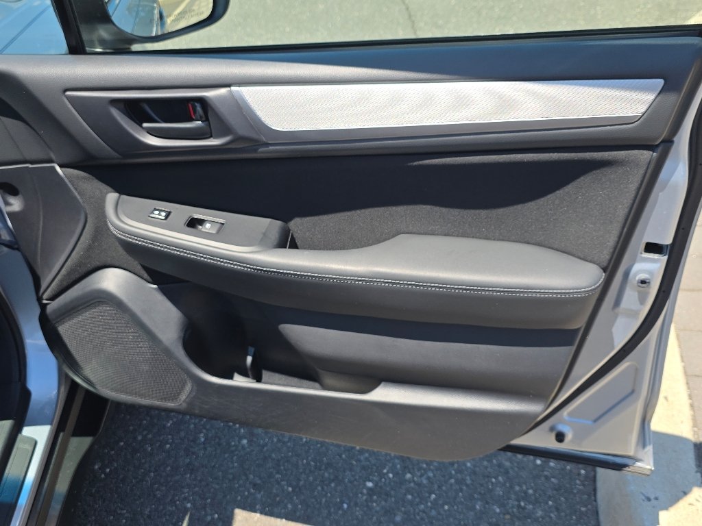 Used 2019 Ice Silver Metallic Subaru 2.5i image 20
