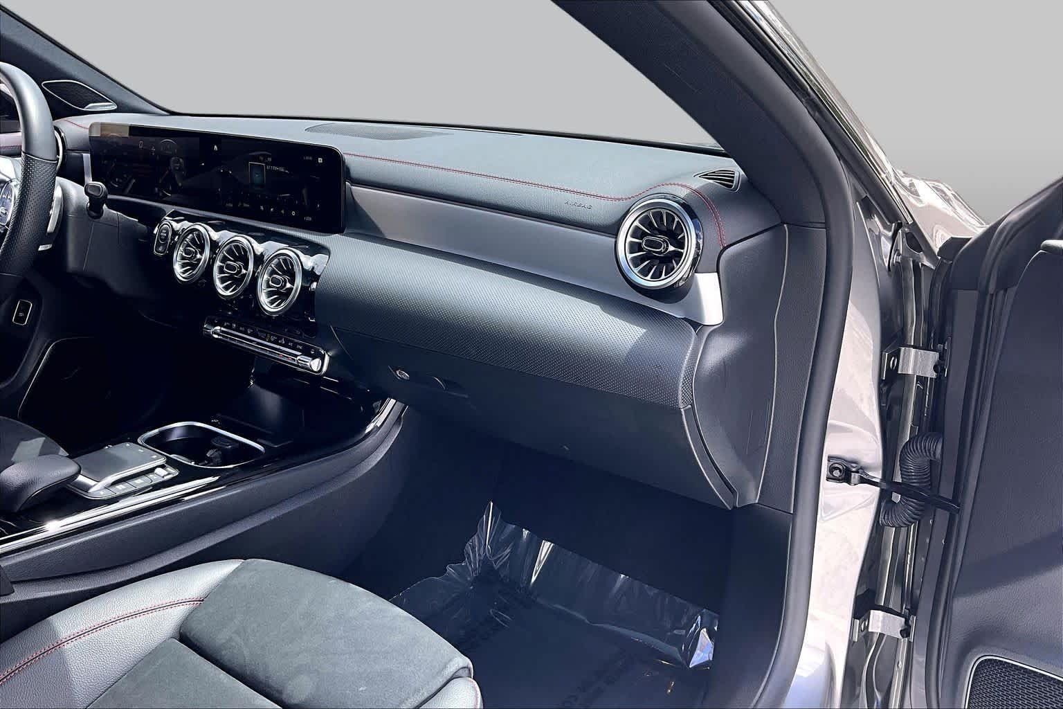 Used 2023 Mountain Grey Metallic Mercedes-Benz CLA 250 image 19