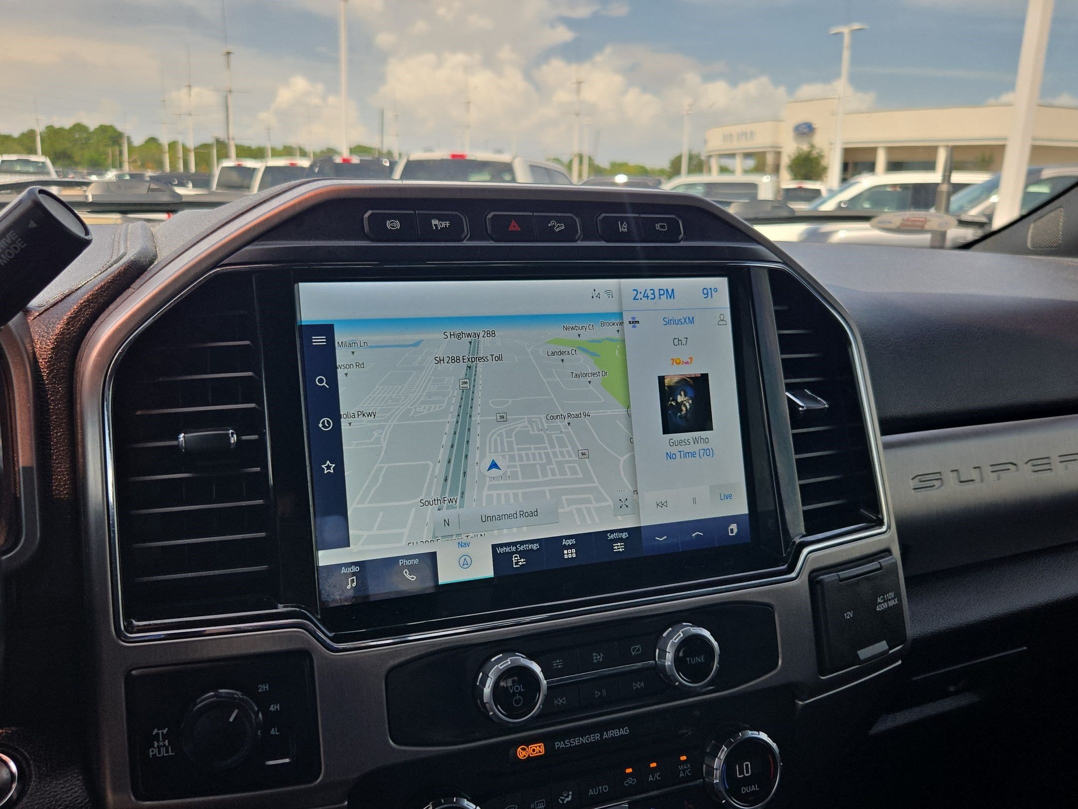 Used 2022 Blue Ford Platinum image 22