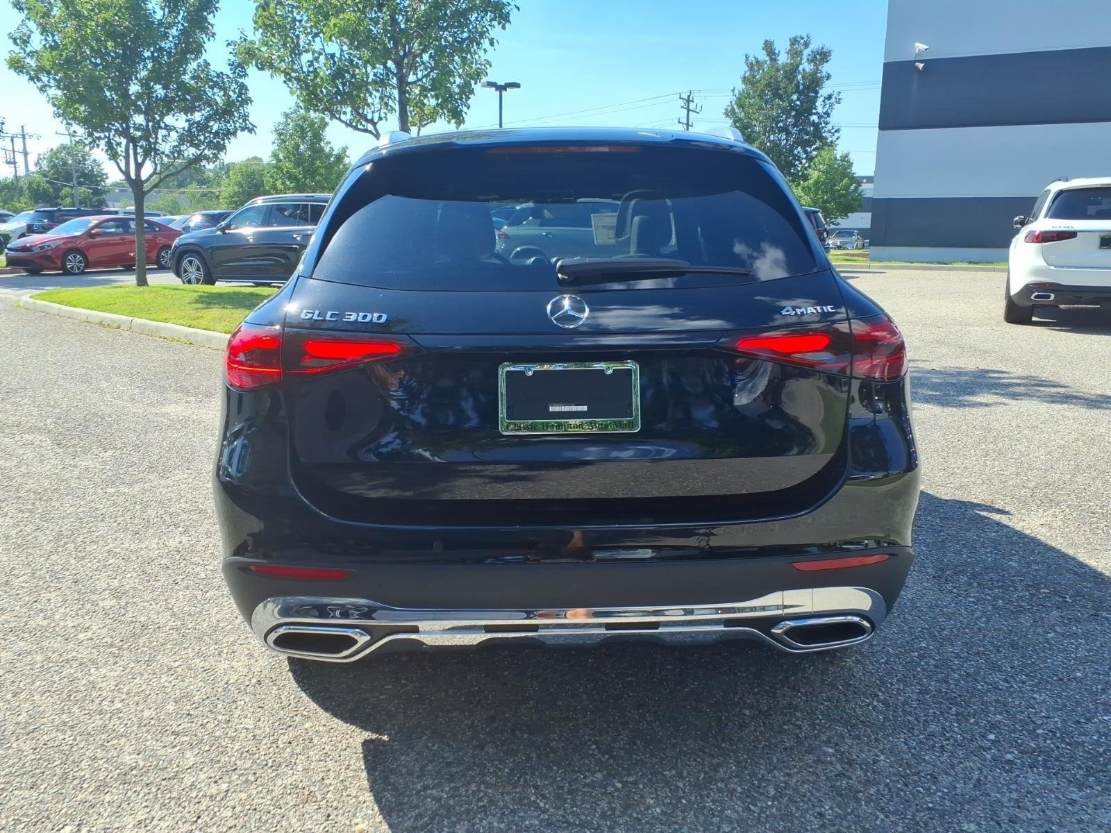 New 2026 BLACK Mercedes-Benz GLC 300 image 7