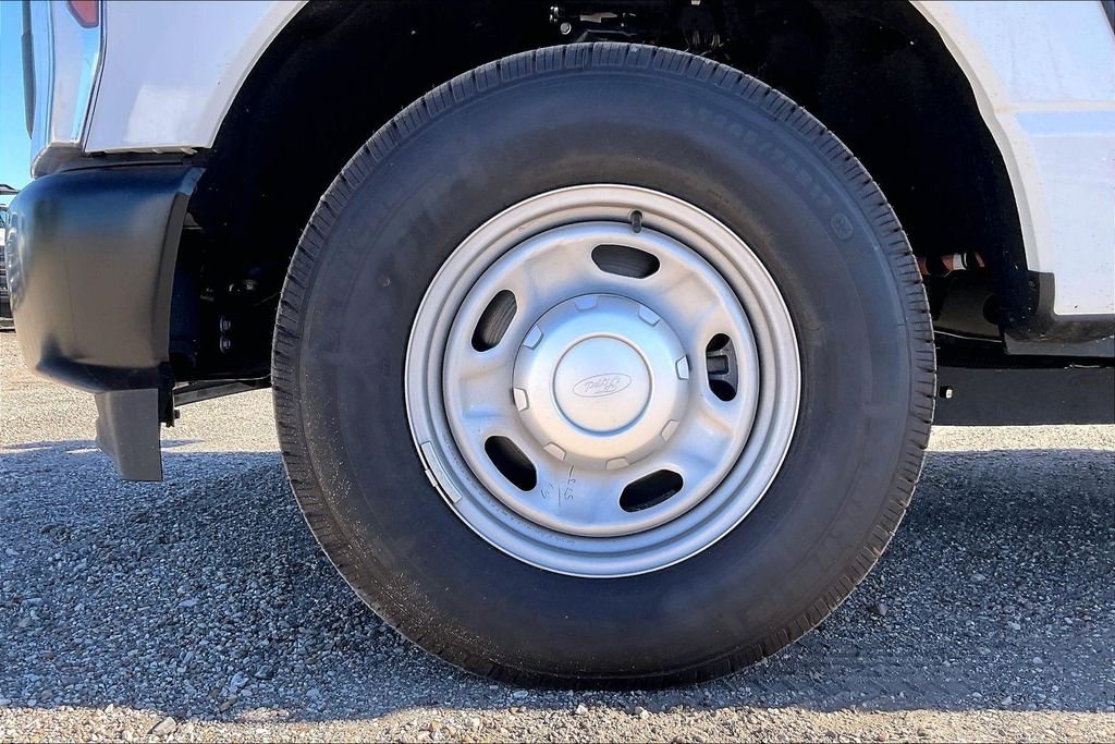 New 2025 Ford Super Duty F-250 XL 2D Standard Cab