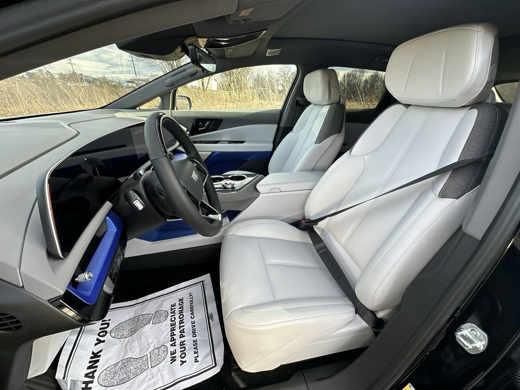 2026 Cadillac OPTIQ Sport - Photo 11