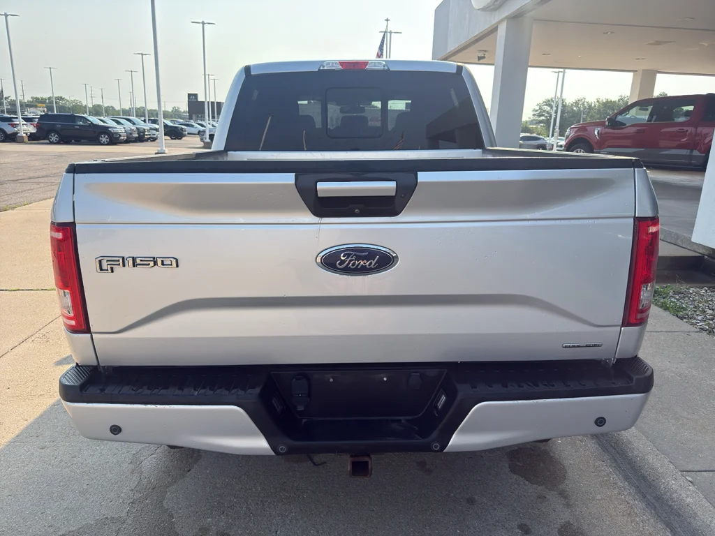 Used 2016 Ingot Silver Metallic Ford XLT image 7