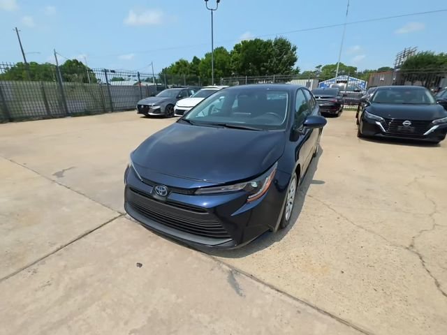 Certified Used 2025 Blueprint Toyota LE image 1