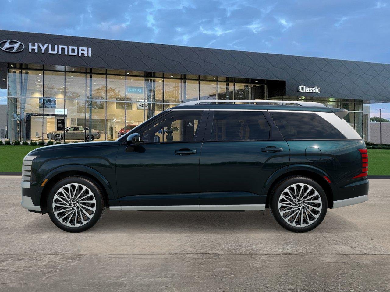 New 2027 Robust Emerald Pearl Hyundai Calligraphy image 3