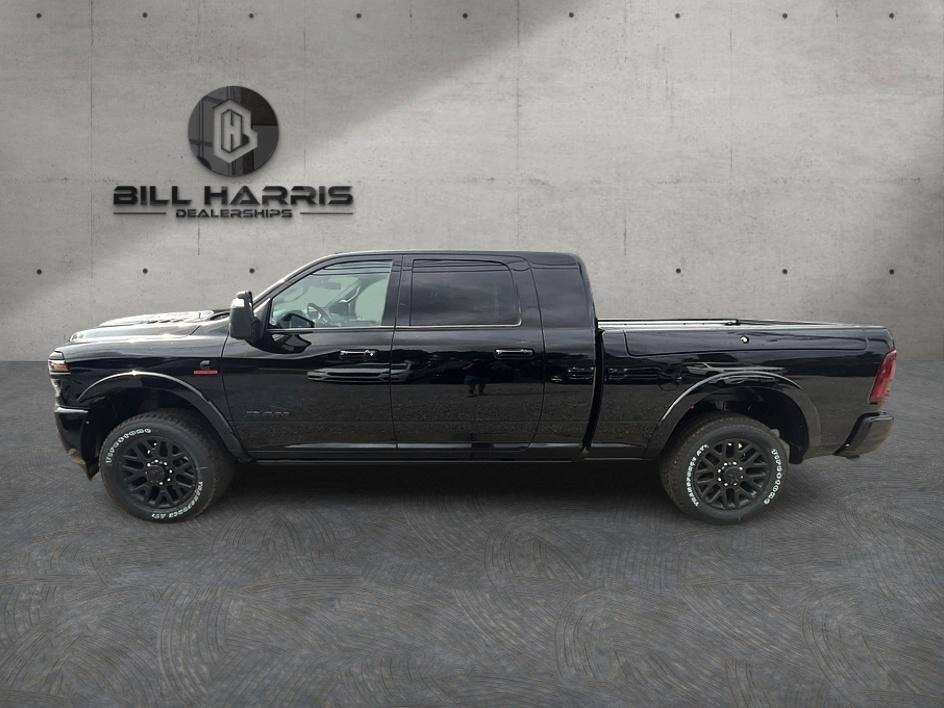 New 2026 Diamond Black Crystal Pearl-Coat Exterior Paint RAM Limited image 12