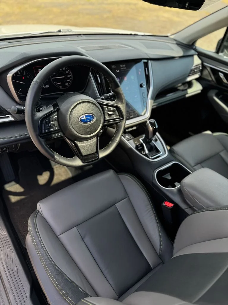 Used 2025 Crystal White Pearl Subaru Onyx Edition XT image 30