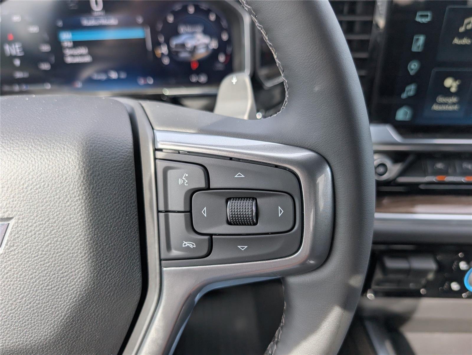 New 2026 Summit White Chevrolet LT Trail Boss image 27
