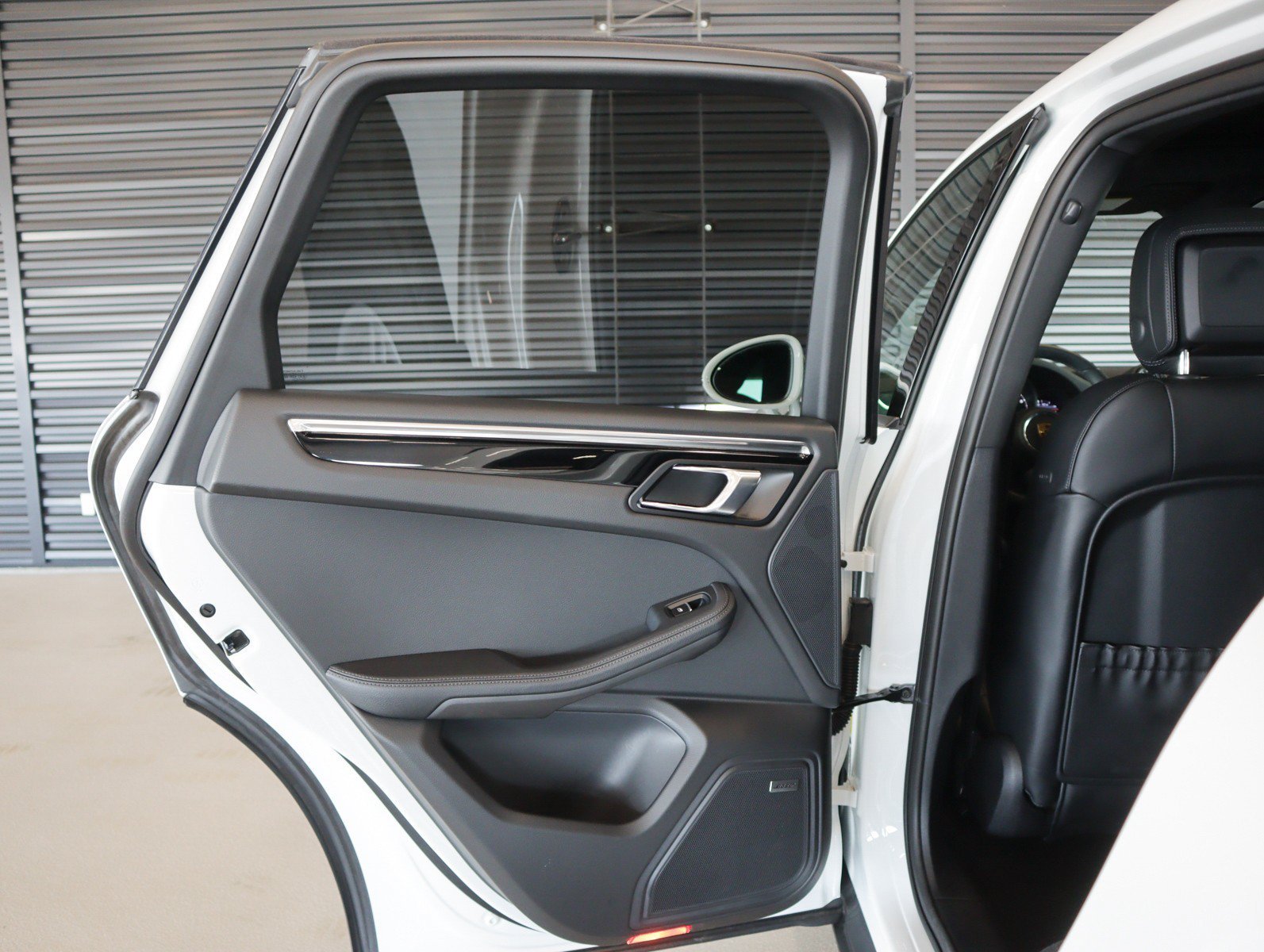 Certified Used 2026 White Porsche  image 25