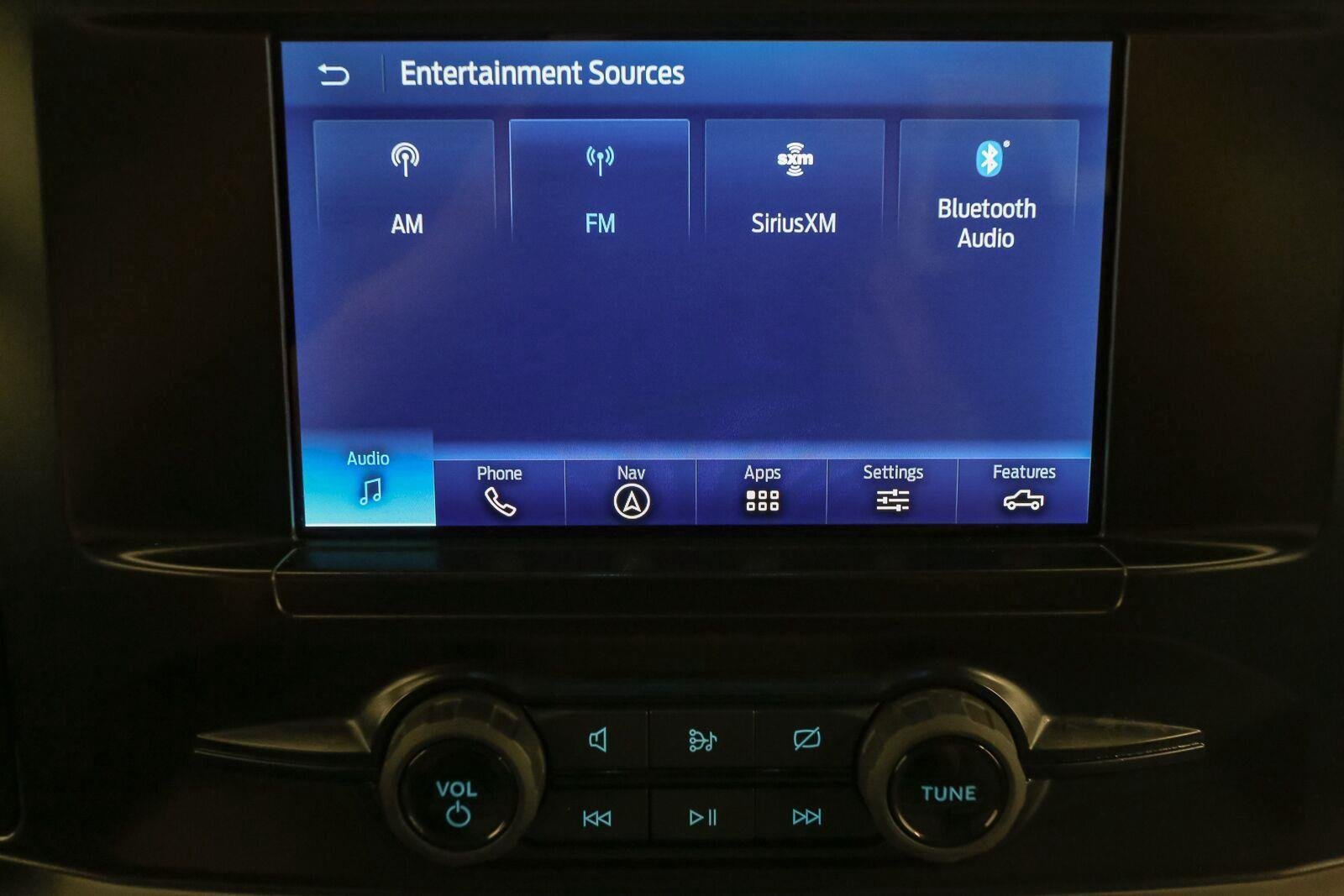 Used 2023 Oxford White Ford XLT image 26