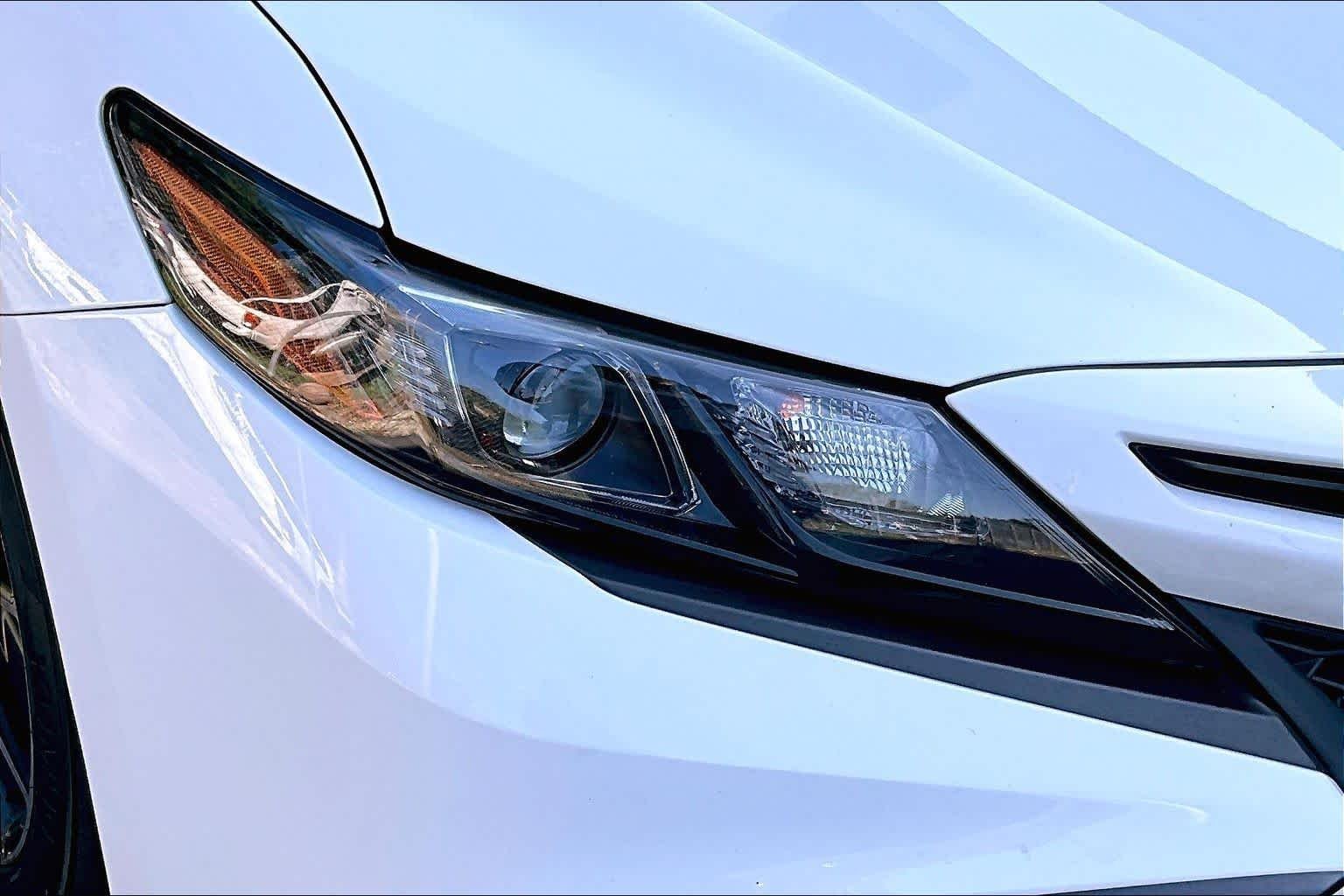 Used 2022 White Toyota SE image 28