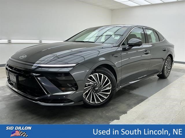 Portofino Gray 2025 Hyundai Sonata Hybrid Sedan Front-Wheel Drive Automatic