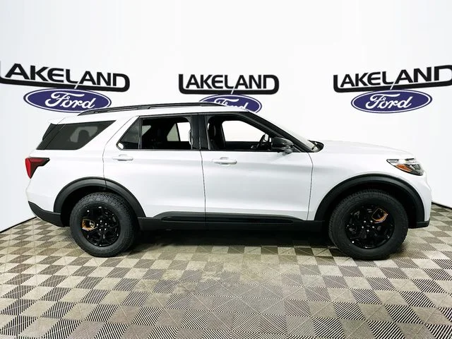 New 2026 White Ford Tremor image 2