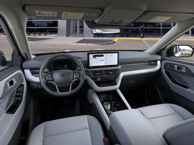 New 2026 Black Ford Platinum image 9