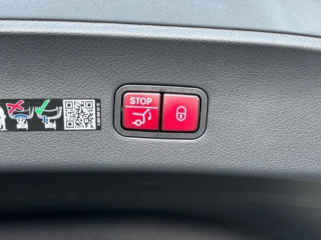 New 2026 Cirrus Silver Metallic Mercedes-Benz GLC 300 image 57