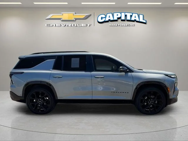 Used 2024 Gray Chevrolet RS image 6