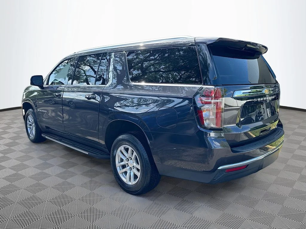 Used 2023 Gray Chevrolet LT image 8