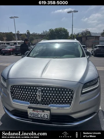 2022 Lincoln Nautilus Standard