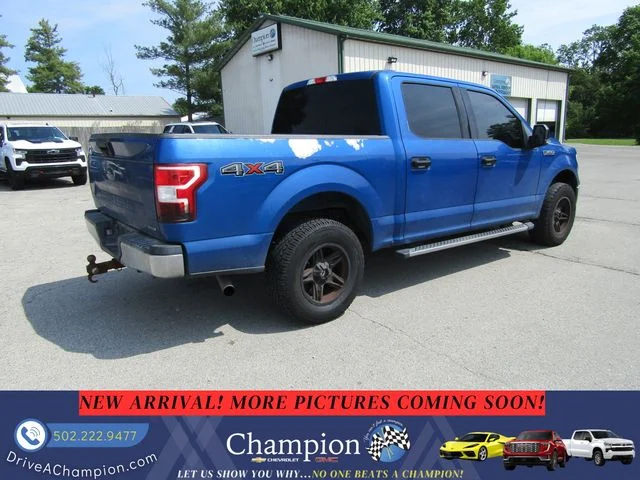 Used 2018 Blue Ford XLT image 4