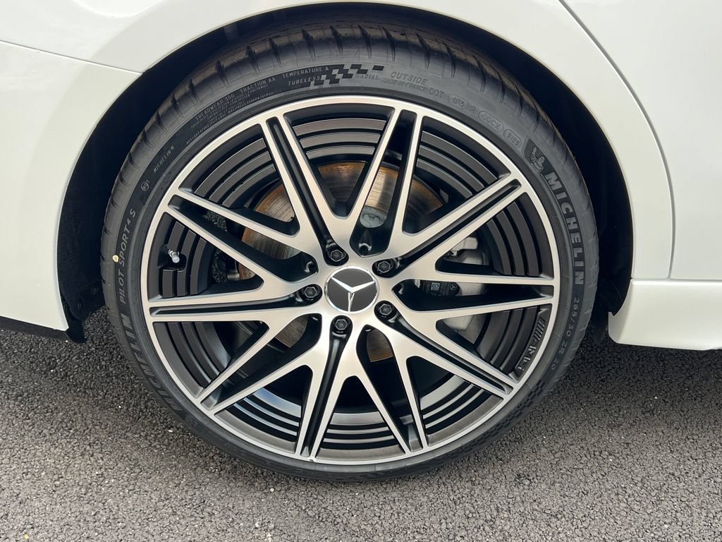 New 2026 MANUFAKTUR Moonlight White Metallic Mercedes-Benz AMG® C 43 4MATIC Sedan image 72