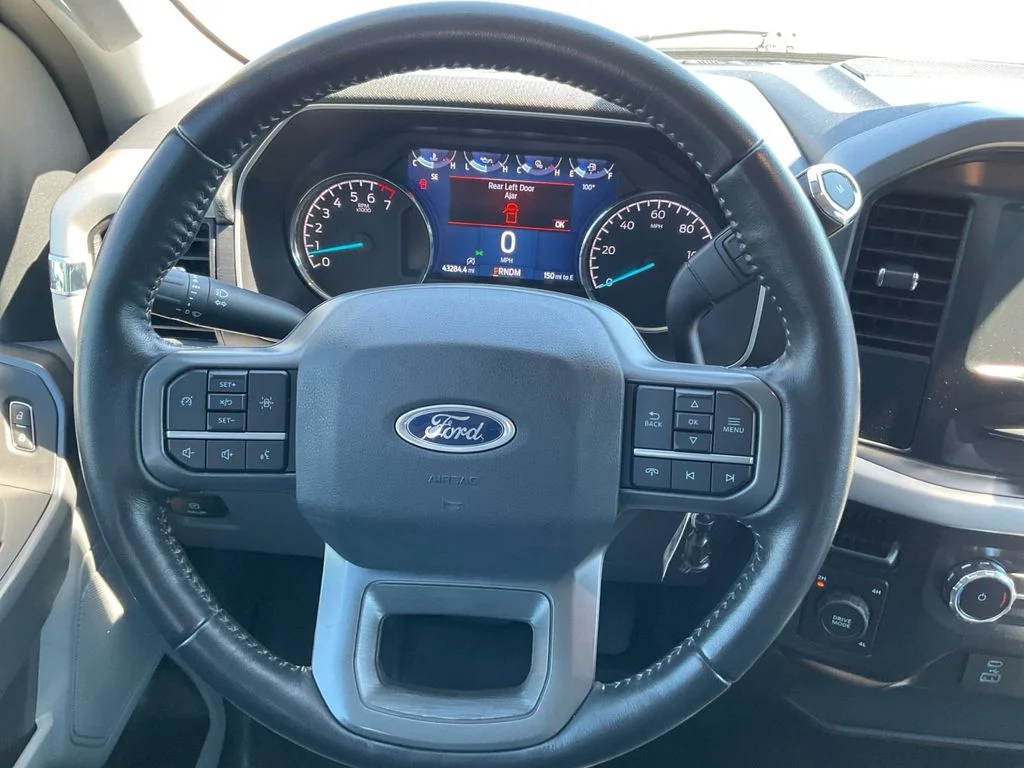 Used 2022 White Ford XLT image 16