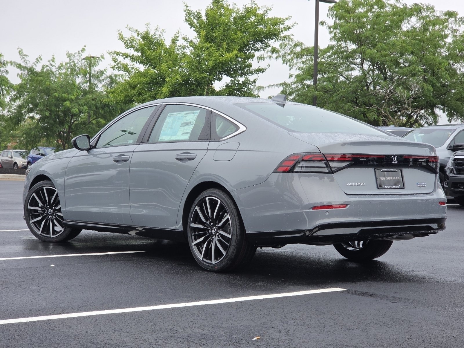New 2026 Urban Gray Pearl Honda Touring image 21