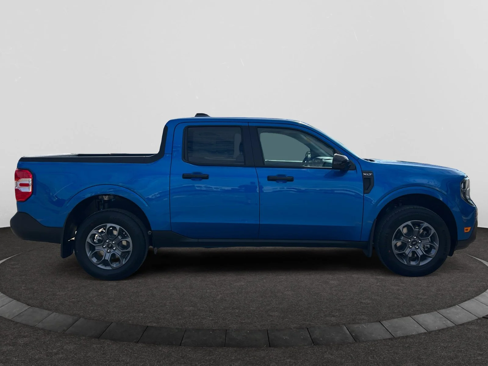 New 2026 Velocity Blue Ford XLT image 6