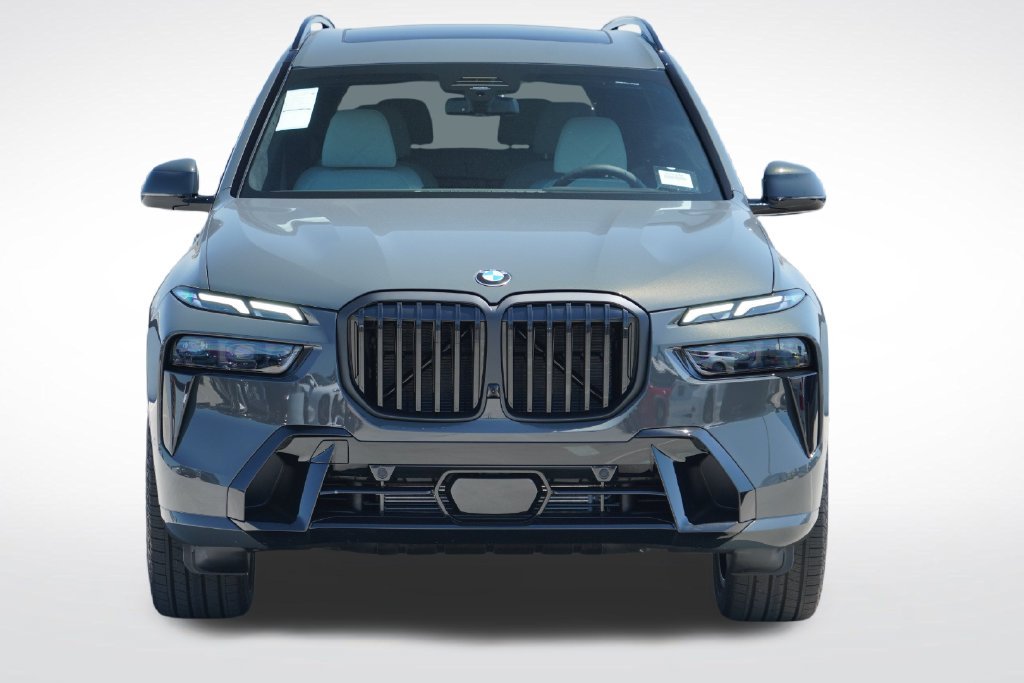 New 2027 Gray Metallic BMW xDrive40i image 2