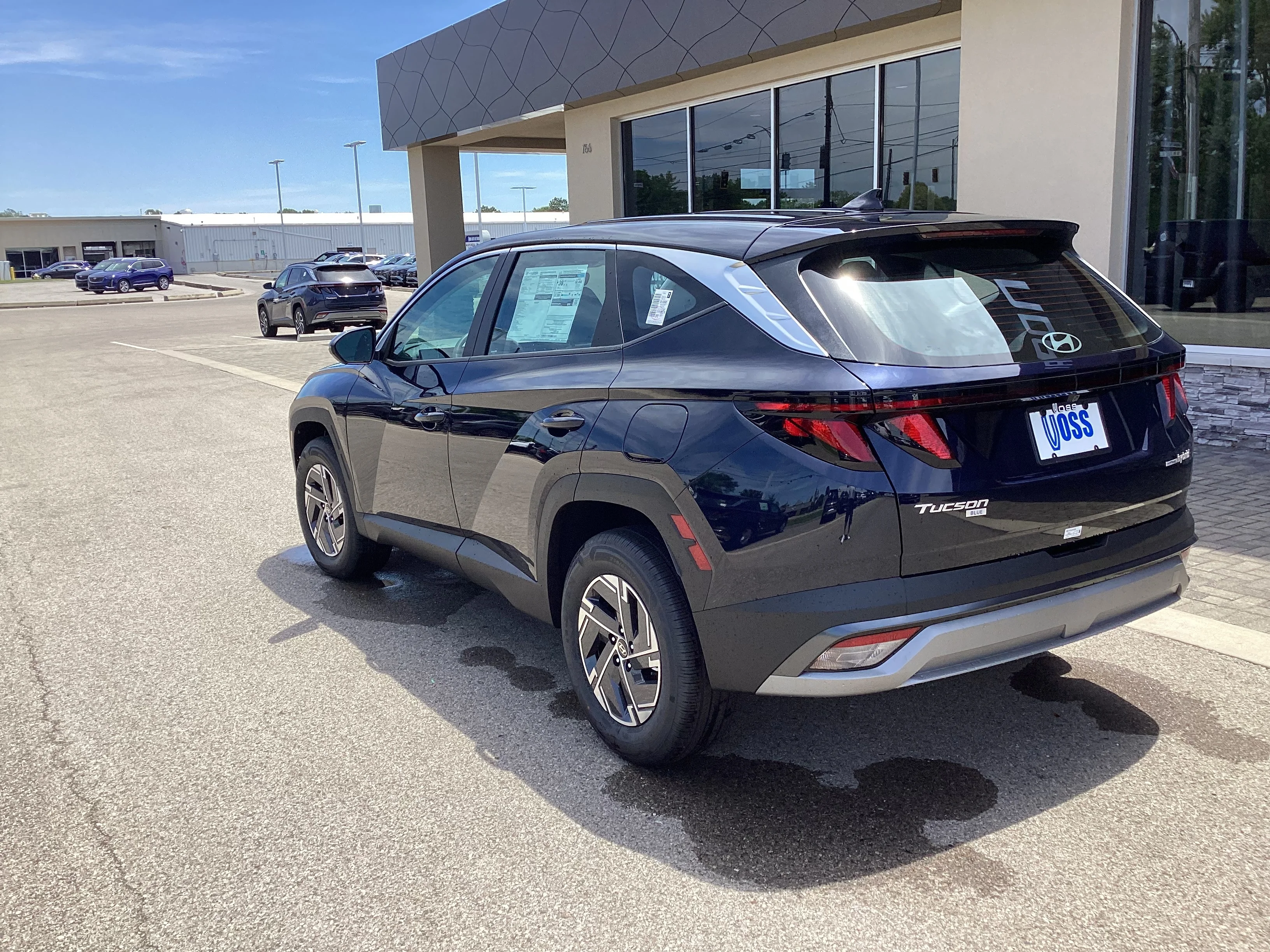New 2026 Deep Sea Metallic Hyundai Blue SE image 9