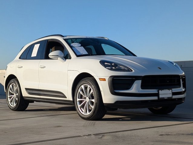 Used 2022 White Porsche  image 25