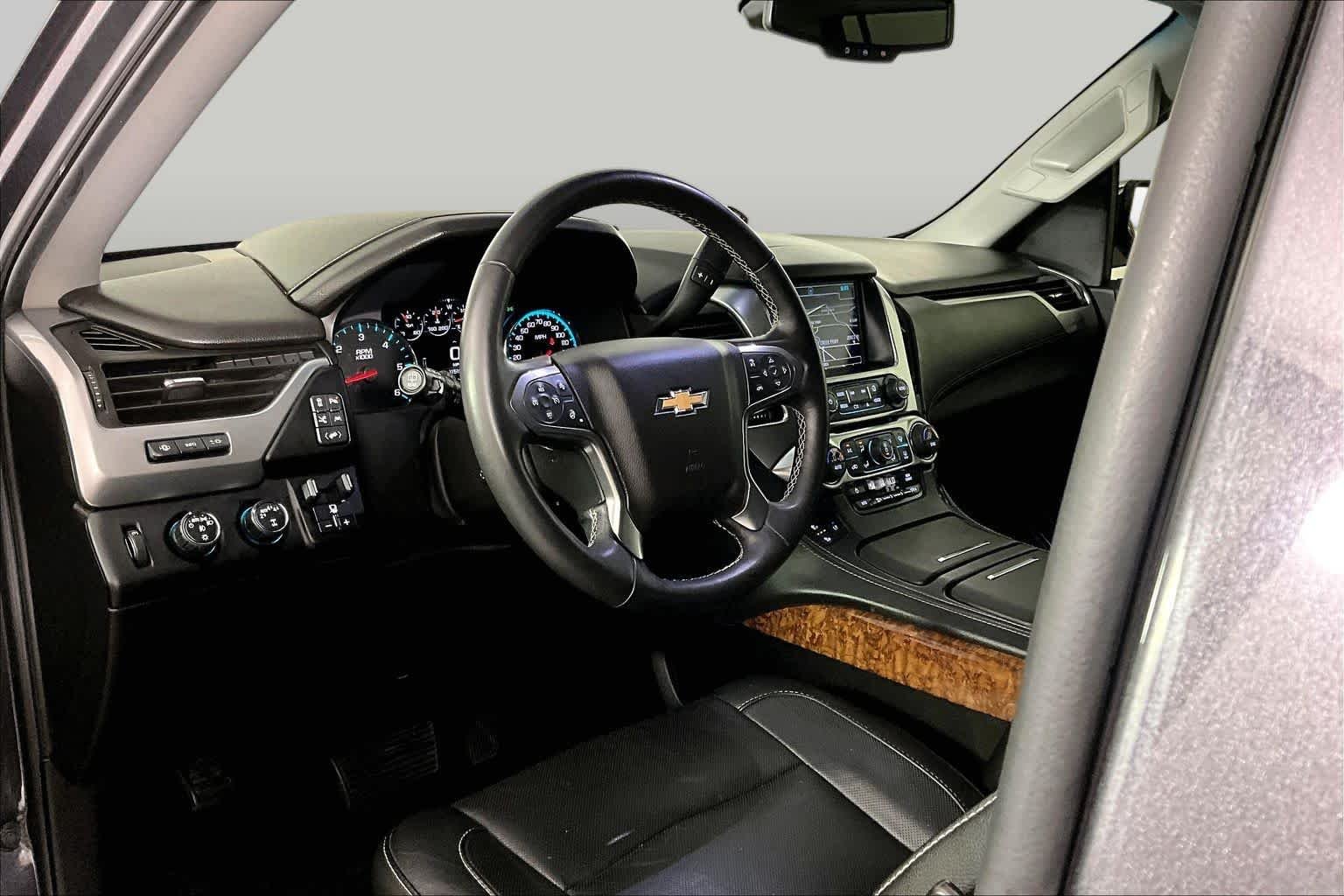 Used 2017 Tungsten Metallic Chevrolet Premier image 16