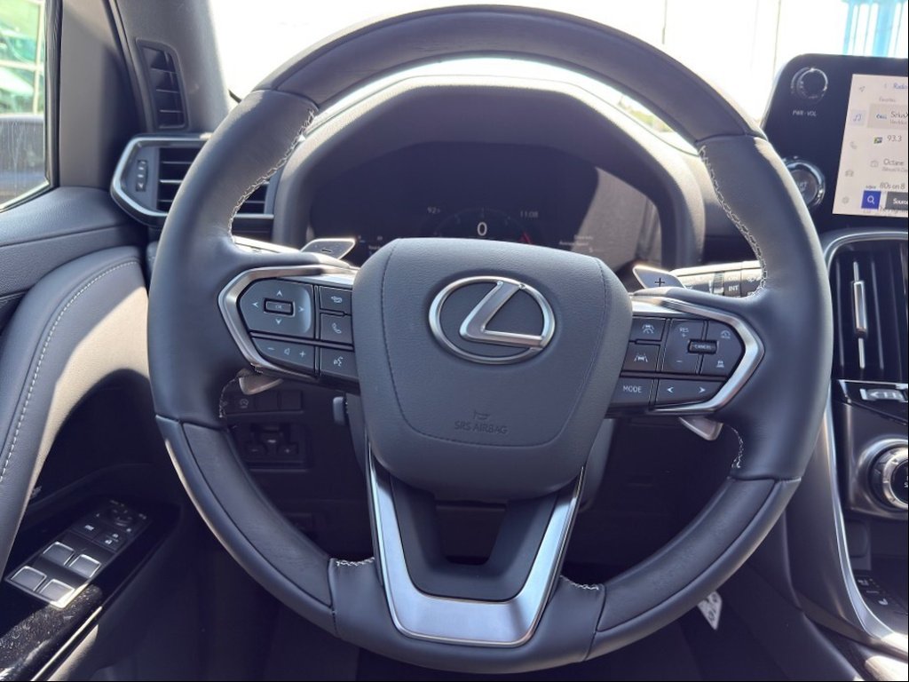New 2026 Eminent White Pearl Lexus LUXURY image 22