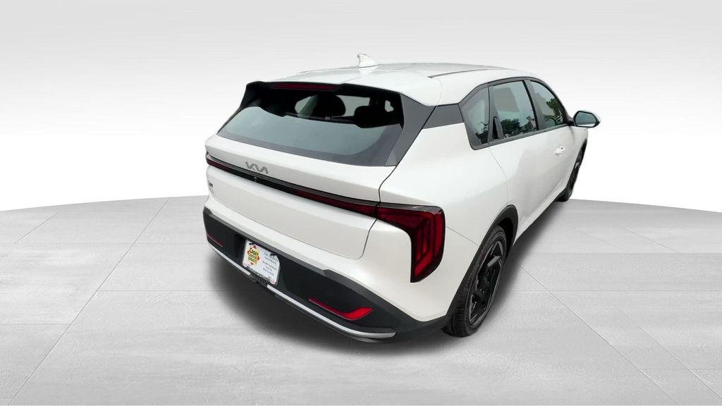 New 2026 Snow White Pearl Kia EX image 6