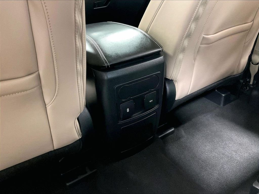 Used 2023 Gray Ford XLT image 29