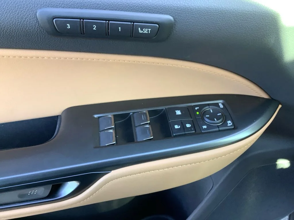 Used 2026 White Lexus 350 Premium image 12