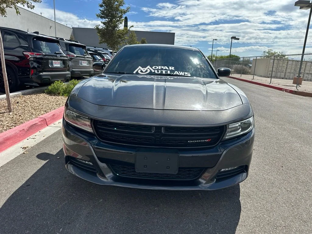 Used 2021 Gray Dodge SXT image 2