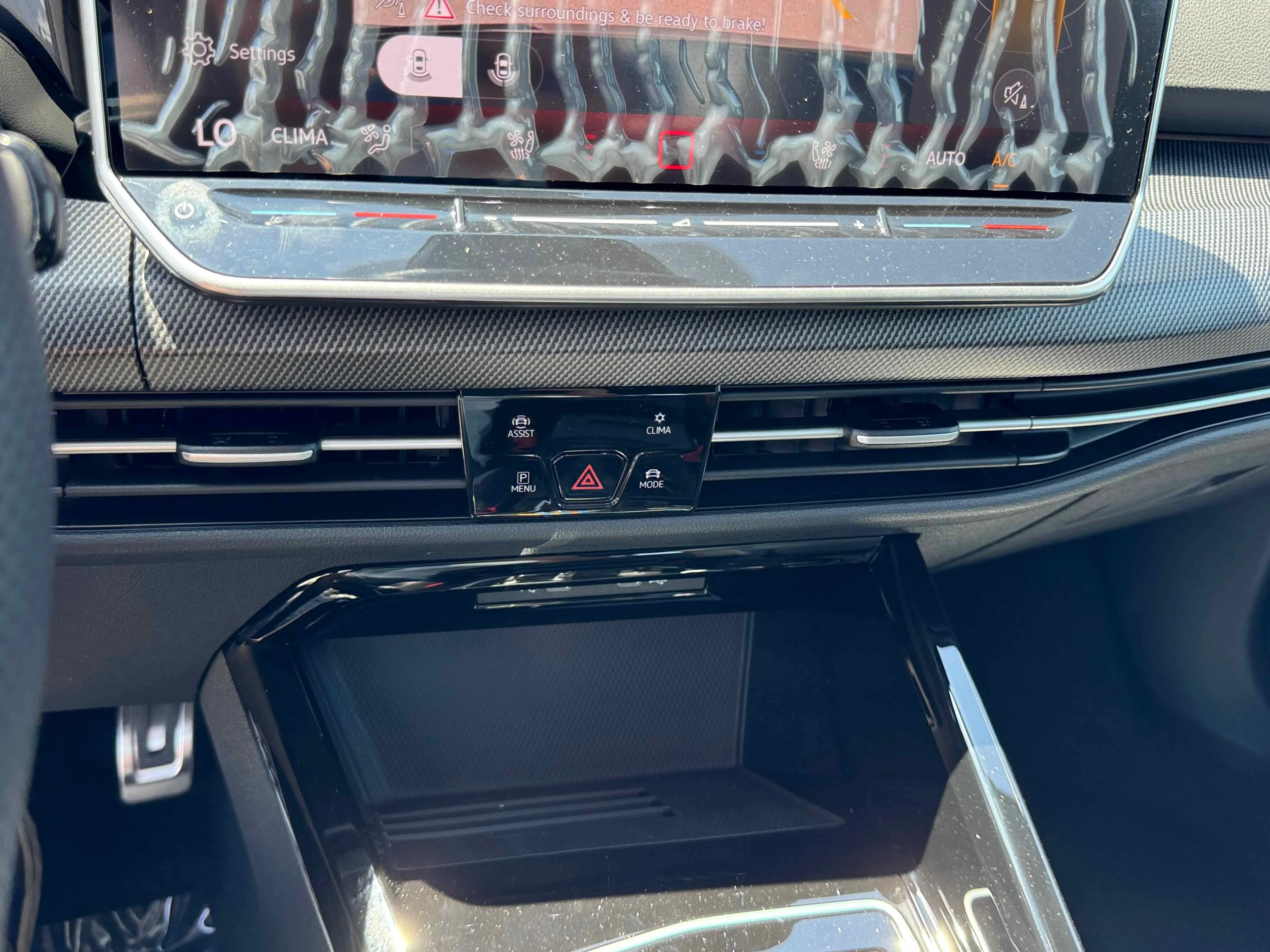 New 2025 Black Volkswagen SE image 23