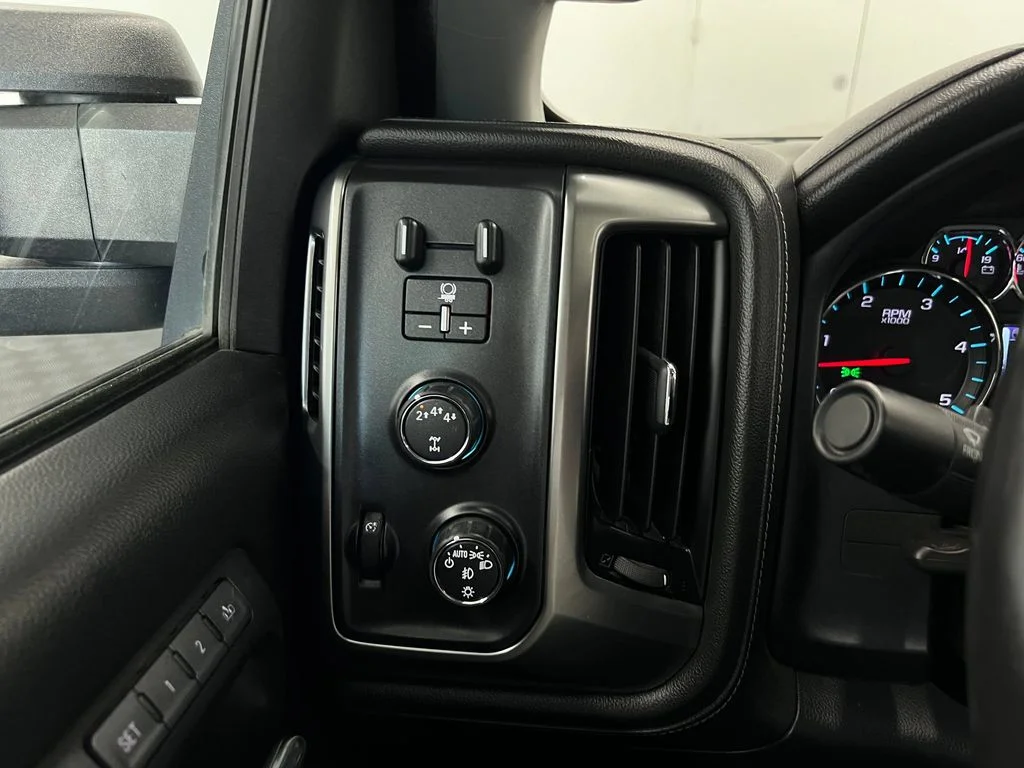 Used 2017 Silver Ice Metallic Chevrolet LTZ image 26