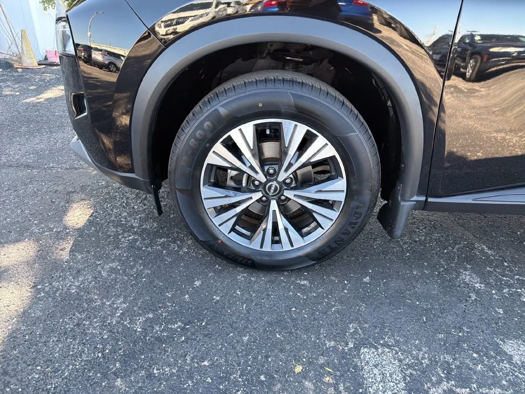 Certified Used 2023 Super Black Nissan SV image 38