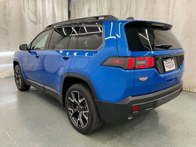 New 2026 Hydro Blue Pearl-Coat Exterior Paint Jeep Overland image 5