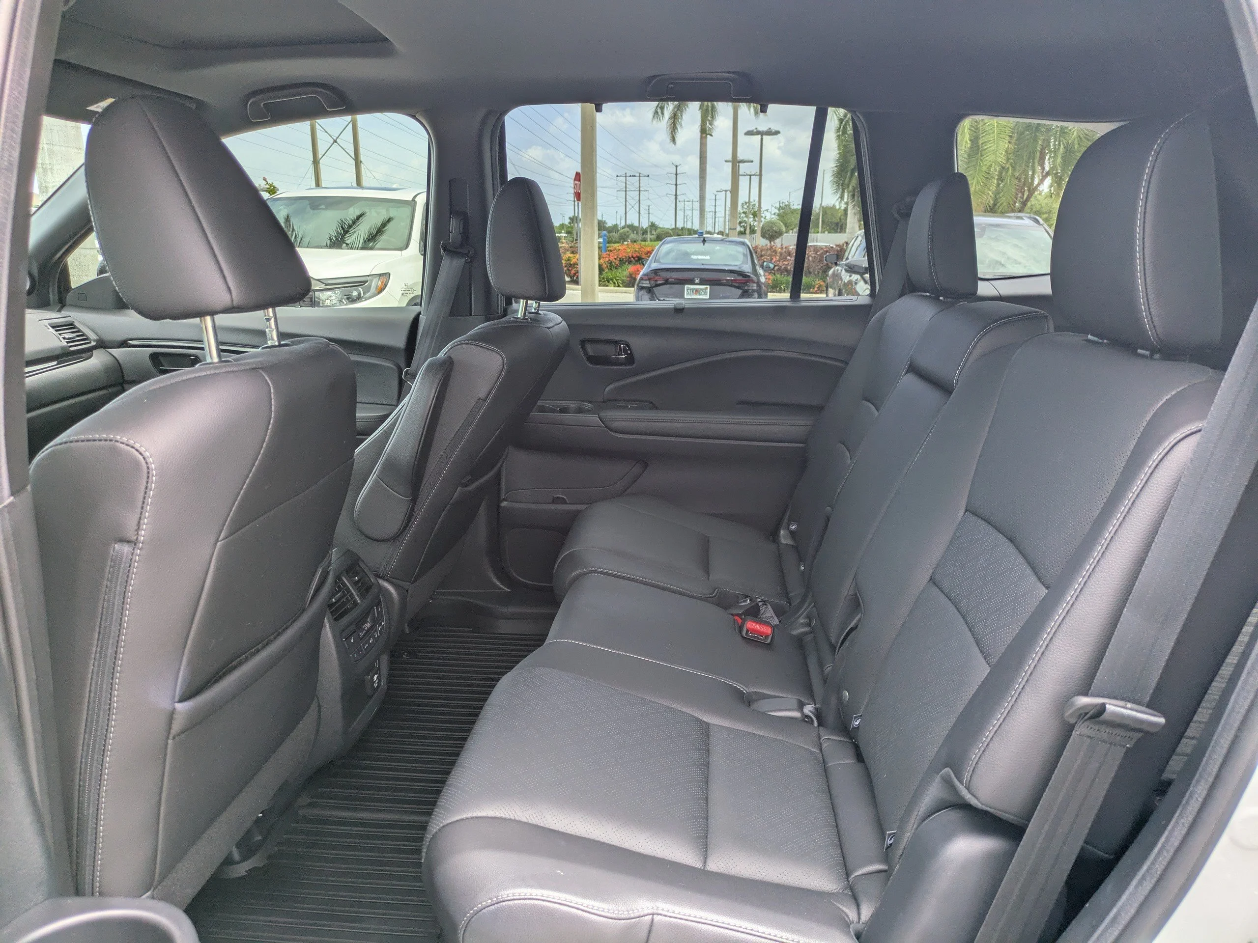 2023 Honda Passport Elite - Photo 44