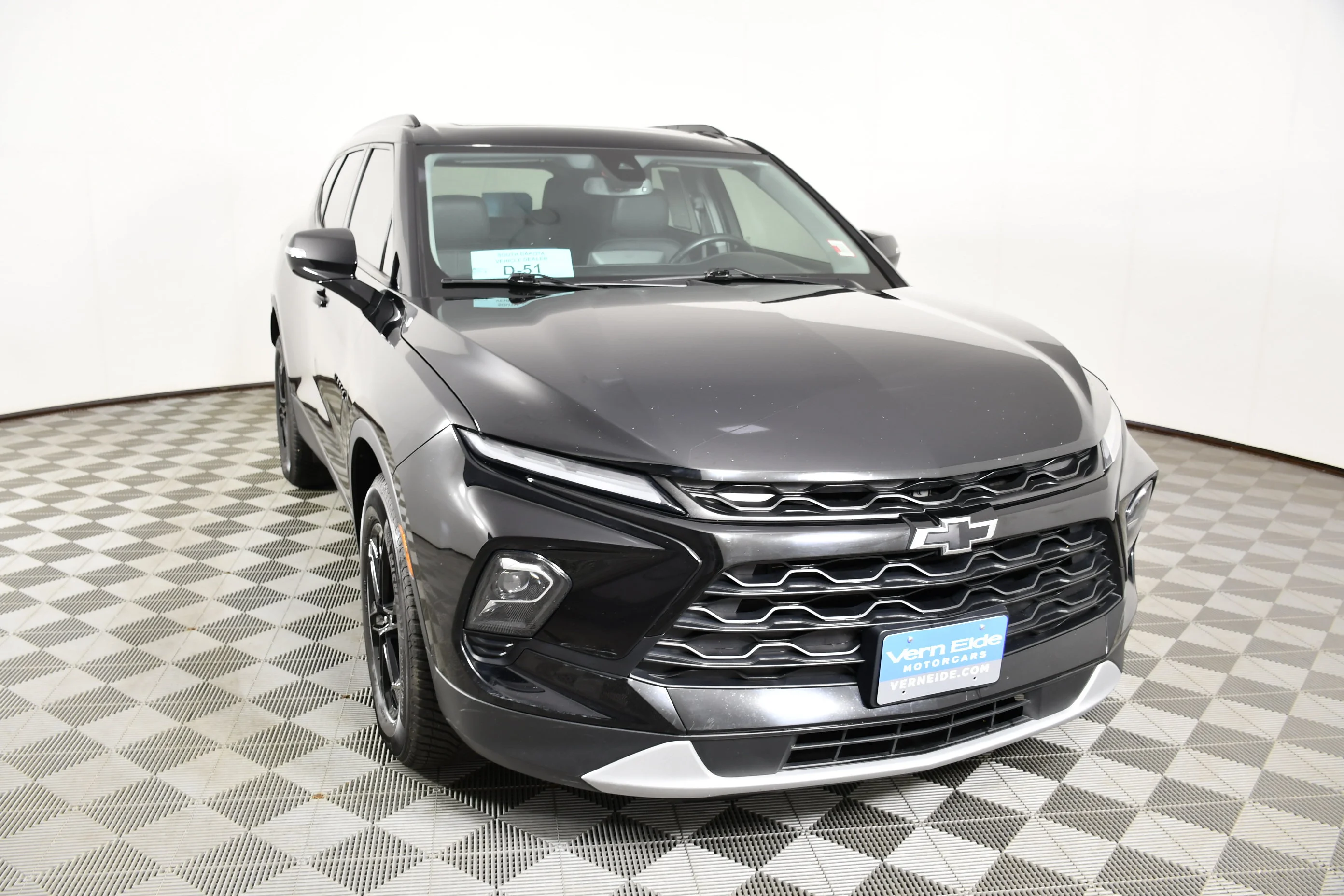 Used 2023 Black Chevrolet LT image 3