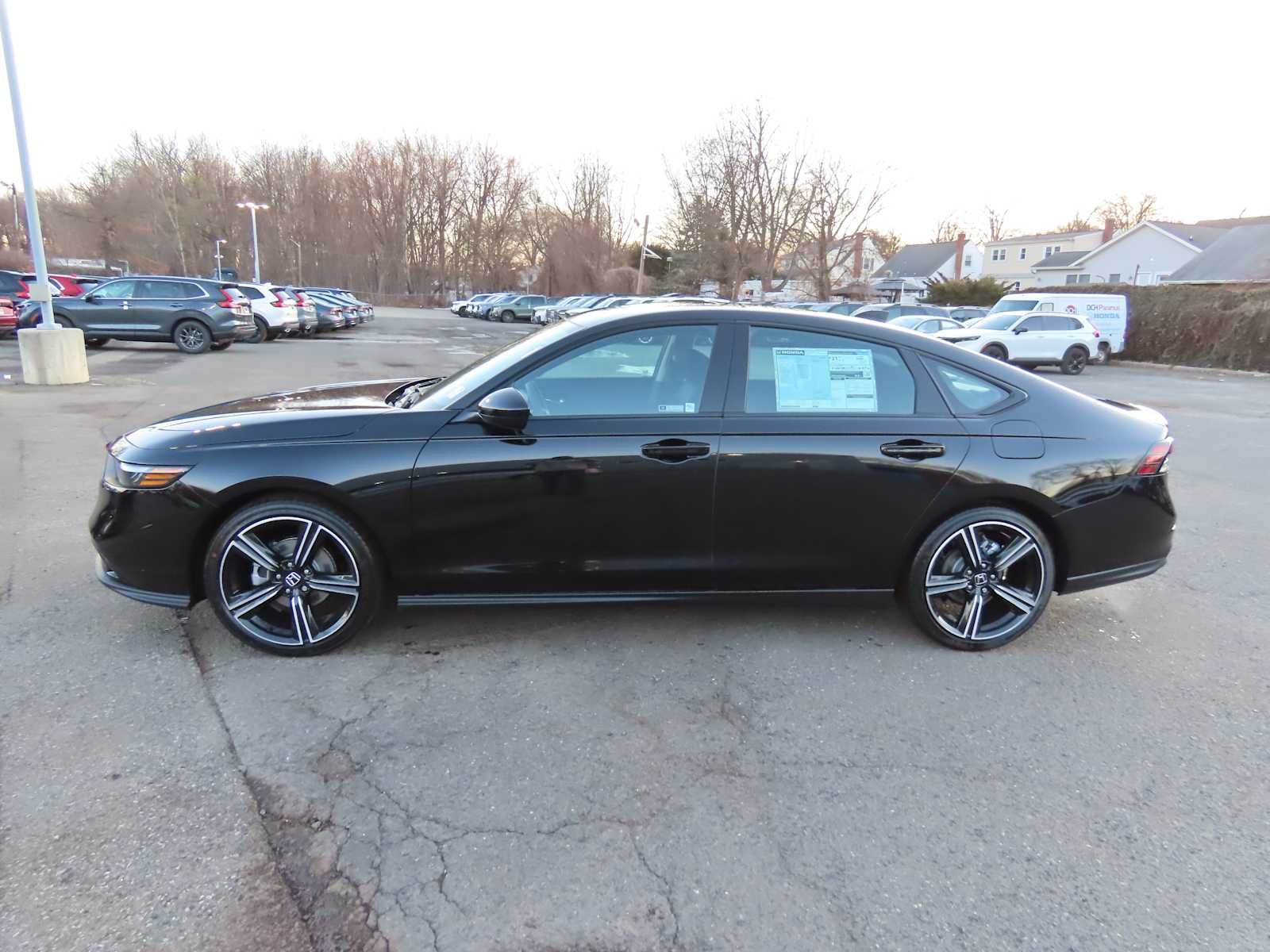New 2026 Crystal Black Pearl Honda SE image 3